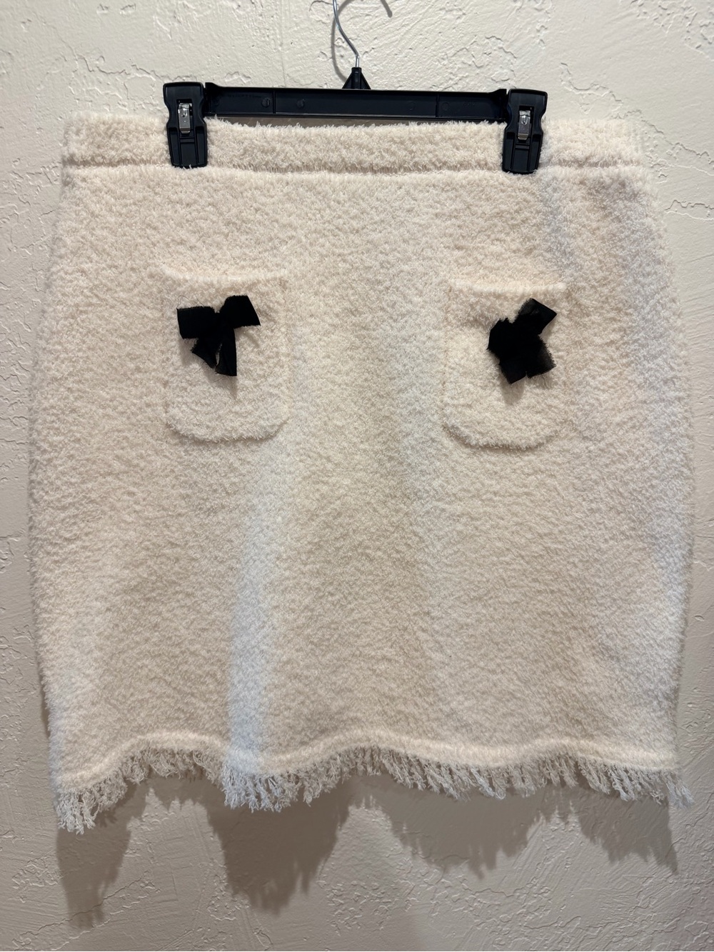 Adrianna Papell Cream Bouclé Mini Skirt with Black Bow Pockets